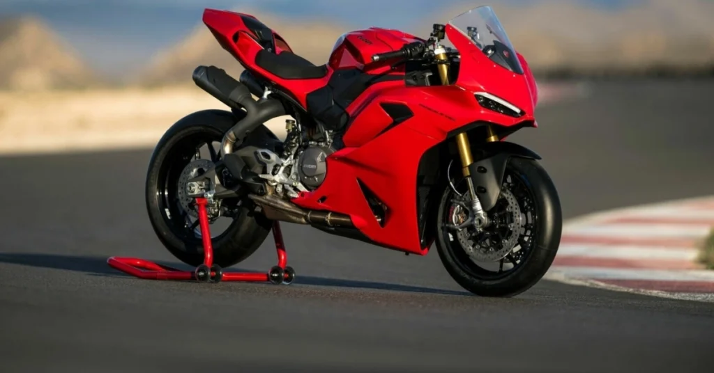 नया Ducati V2 Engine